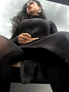 Snapshot of Lila_Desiree chatting on February 15, 2026, 4:39 pm Lila Desiree online show from February 15, 2026, 4:39 pm