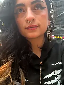 Lila Desiree online show from March 7, 2025, 5:28 pm