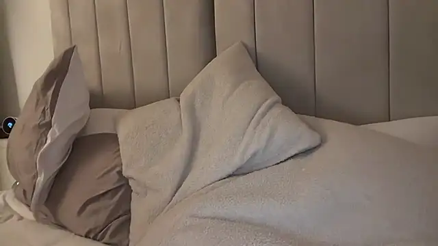 maisiesmithx online show from February 1, 2025, 5:39 am