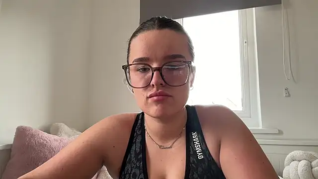 Snapshot of maisiesmithx chatting on July 24, 2026, 6:04 pm maisiesmithx online show from July 24, 2026, 6:04 pm