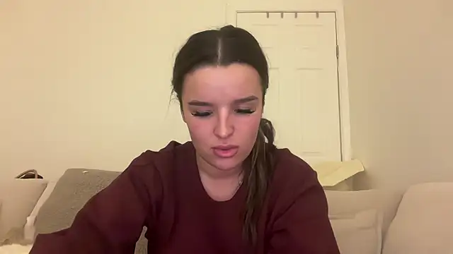 maisiesmithx online show from February 2, 2025, 2:27 am