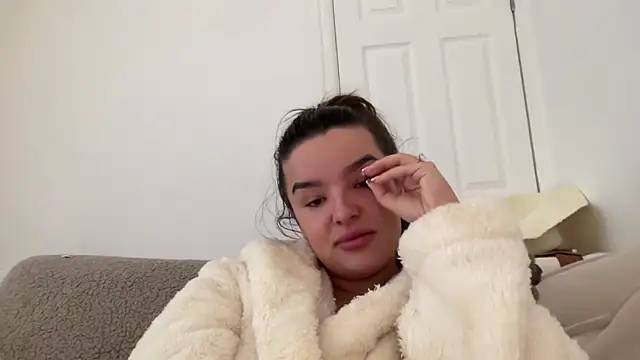 maisiesmithx online show from February 4, 2025, 12:22 pm