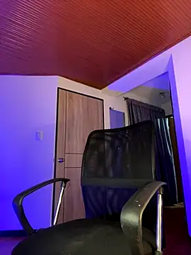 sue   0 online show from September 30, 2025, 5:24 am