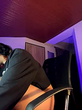 sue   0 online show from September 10, 2025, 6:34 am