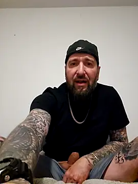 Beardedtattood online show from March 28, 2026, 4:46 am