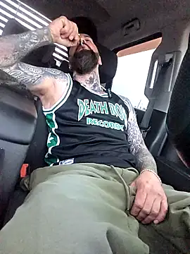 Beardedtattood online show from April 18, 2026, 10:50 am