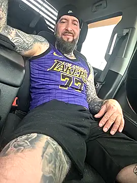 Beardedtattood online show from April 25, 2026, 1:41 pm