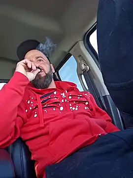 Snapshot of Beardedtattood chatting on March 8, 2025, 3:02 pm Beardedtattood online show from March 8, 2025, 3:02 pm