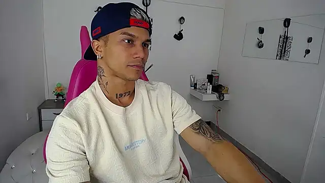 Leonard Price online show from September 22, 2025, 12:27 am