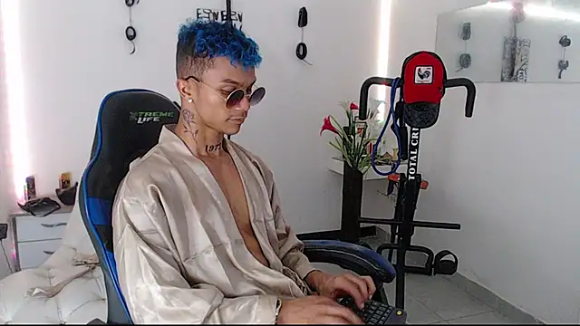 Leonard Price online show from March 17, 2025, 8:51 am