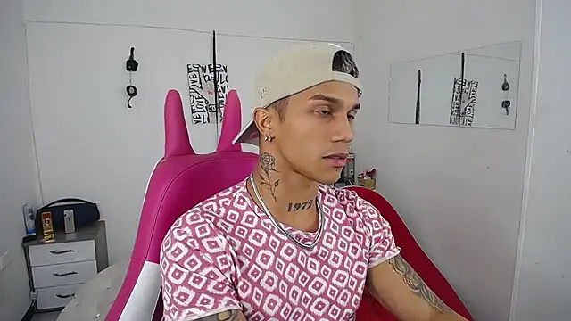 Leonard Price online show from November 23, 2025, 4:22 am