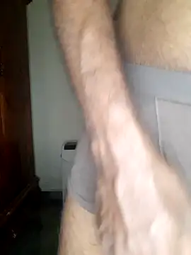 SuranSexy33 online show from September 11, 2025, 6:35 am