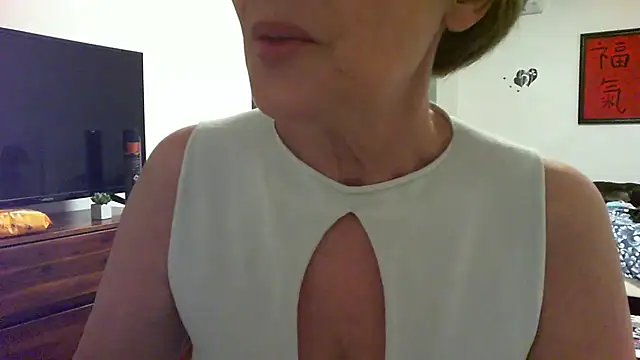   Angel78   online show from September 15, 2025, 1:22 pm