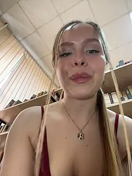 mur girl online show from May 9, 2026, 12:52 pm