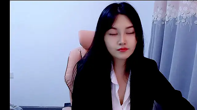 Little-sweet online show from October 30, 2025, 4:44 am