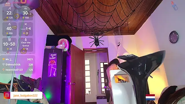 samara veguz222 online show from October 24, 2025, 5:01 pm