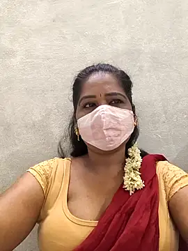 Snapshot of MaaliiiPonuTamil chatting on March 28, 2026, 1:28 am MaaliiiPonuTamil online show from March 28, 2026, 1:28 am