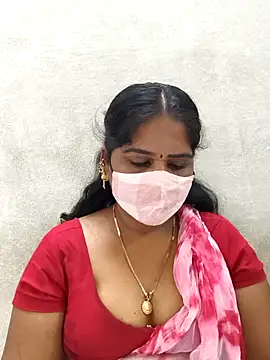 Snapshot of MaaliiiPonuTamil chatting on March 13, 2026, 5:34 am MaaliiiPonuTamil online show from March 13, 2026, 5:34 am