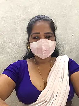 Snapshot of MaaliiiPonuTamil chatting on March 31, 2026, 1:51 am MaaliiiPonuTamil online show from March 31, 2026, 1:51 am