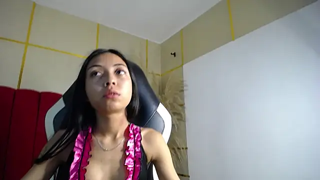 NathaliaSweet 11 online show from March 9, 2026, 3:04 pm