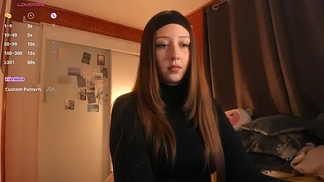 Snapshot of HeyTati chatting on May 30, 2026, 1:34 am HeyTati online show from May 30, 2026, 1:34 am