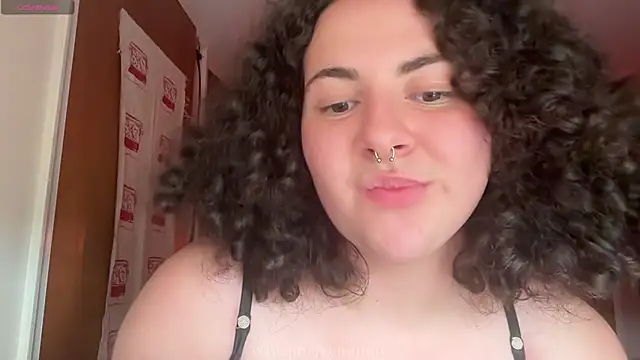 Snapshot of RaspberryTommyFTM chatting on September 30, 2025, 3:51 pm RaspberryTommyFTM online show from September 30, 2025, 3:51 pm