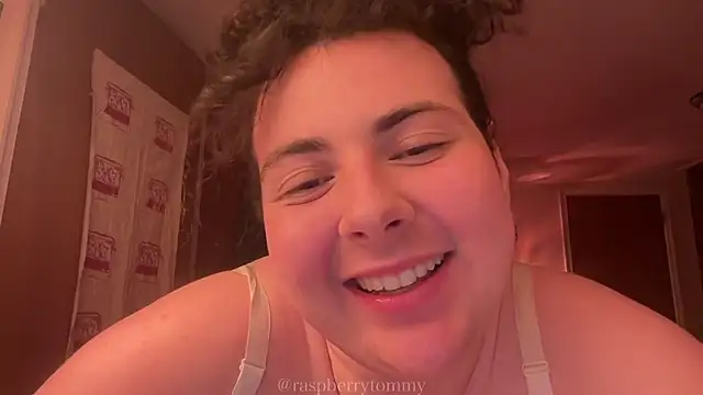 RaspberryTommyFTM online show from April 20, 2026, 3:09 am