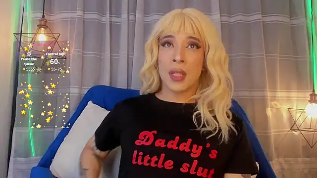 Snapshot of Nyx__Blackwood chatting on January 14, 2026, 3:32 am Nyx Blackwood online show from January 14, 2026, 3:32 am