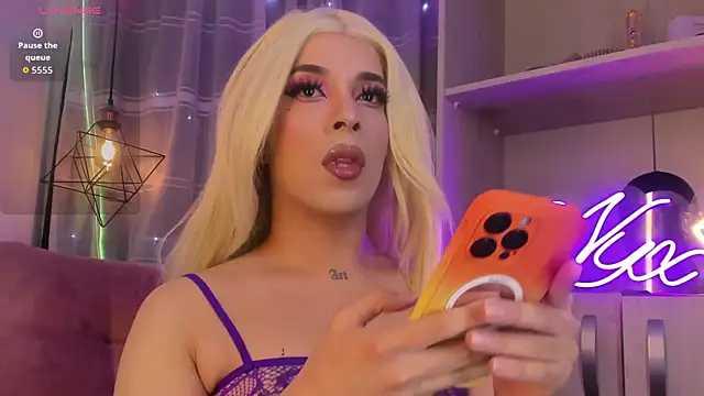 Snapshot of Nyx__Blackwood chatting on February 28, 2026, 3:39 am Nyx Blackwood online show from February 28, 2026, 3:39 am