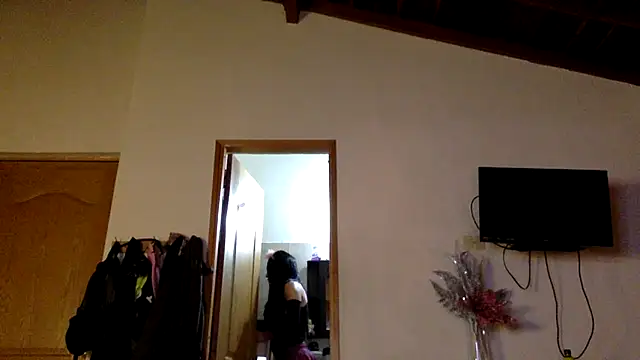 venustattoopussy online show from February 19, 2025, 2:55 am