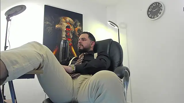 Snapshot of Ethan_Castellano chatting on November 7, 2025, 8:13 pm Ethan Castellano online show from November 7, 2025, 8:13 pm