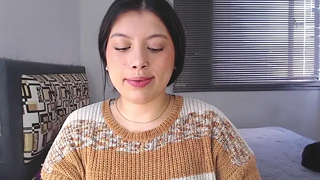 Snapshot of iam_emy chatting on October 7, 2025, 10:11 pm iam emy online show from October 7, 2025, 10:11 pm