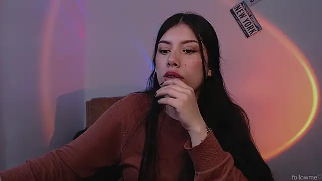 Snapshot of iam_emy chatting on March 20, 2025, 1:46 am iam emy online show from March 20, 2025, 1:46 am