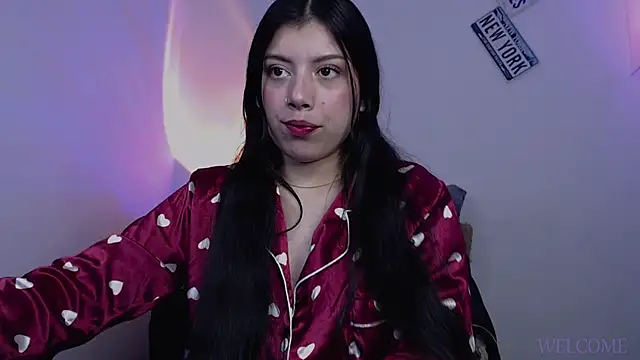 Snapshot of iam_emy chatting on March 11, 2025, 12:00 am iam emy online show from March 11, 2025, 12:00 am