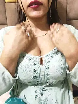 Snapshot of Sania-Love chatting on July 11, 2026, 2:01 am Sania-Love online show from July 11, 2026, 2:01 am