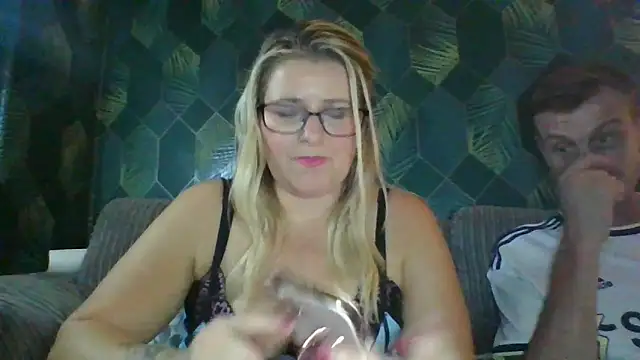 SweetXCandyX online show from November 13, 2025, 5:39 pm