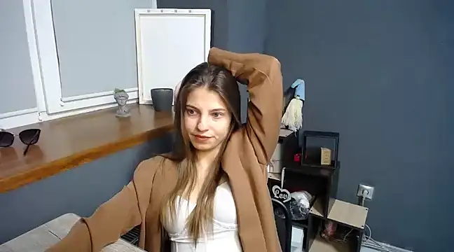 felicity gold online show from March 21, 2025, 7:33 am