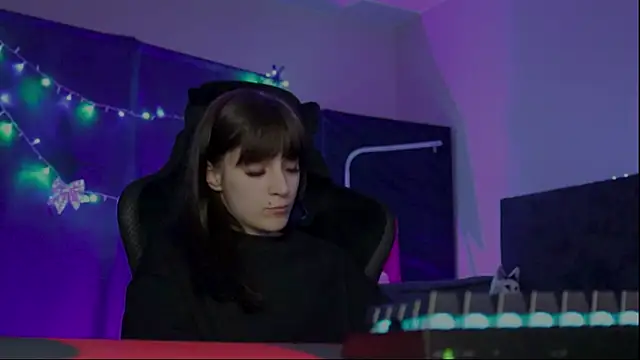 Kathleen Meow online show from January 14, 2025, 3:36 pm