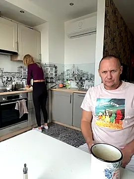 Snapshot of DonorDi chatting on October 9, 2025, 11:00 am DonorDi online show from October 9, 2025, 11:00 am