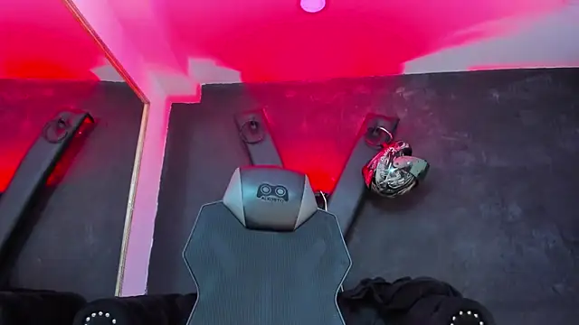 Loggan donnelly online show from September 14, 2025, 7:36 pm