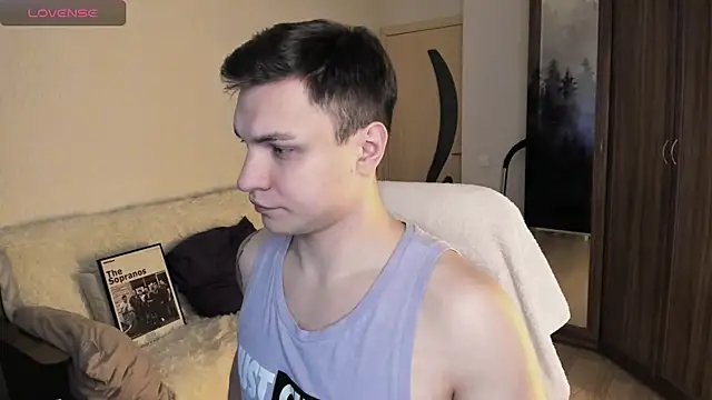 handsome guy01 online show from October 7, 2025, 4:19 pm