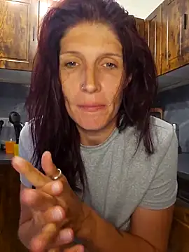 Lenchen  online show from April 18, 2026, 7:58 pm