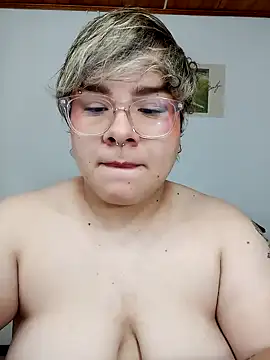 amalia love online show from January 24, 2025, 7:30 am