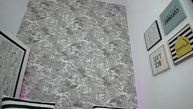 lissbrown online show from September 12, 2025, 12:49 pm