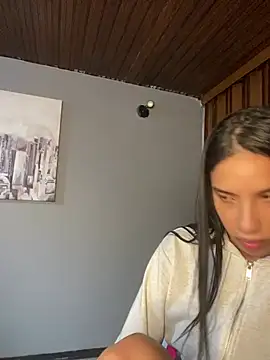 Praga Pink online show from April 18, 2026, 3:09 am