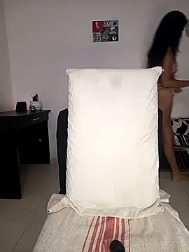 lianisrose online show from September 13, 2025, 12:54 am