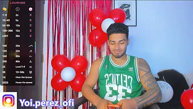 Snapshot of Yoi_Olimpo chatting on February 15, 2025, 4:12 pm Yoi Olimpo online show from February 15, 2025, 4:12 pm