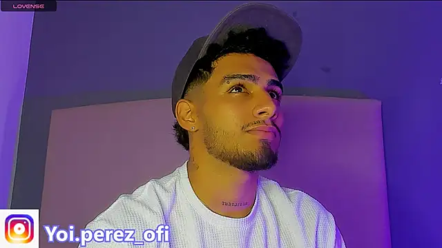 Snapshot of Yoi_Olimpo chatting on February 19, 2025, 12:22 pm Yoi Olimpo online show from February 19, 2025, 12:22 pm