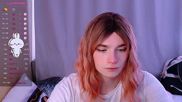 Snapshot of Alice_Hells chatting on February 20, 2025, 7:55 am Alice Hells online show from February 20, 2025, 7:55 am