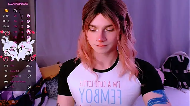 Snapshot of Alice_Hells chatting on November 13, 2025, 7:34 am Alice Hells online show from November 13, 2025, 7:34 am